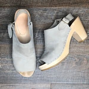 BRYR Suzie Spanish Toe Clog, High Heel Cement
